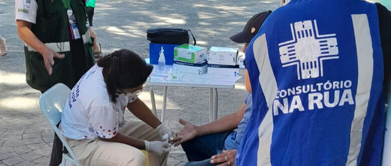 Consultório na Rua garante mais de 2 mil acolhimentos entre janeiro e setembro