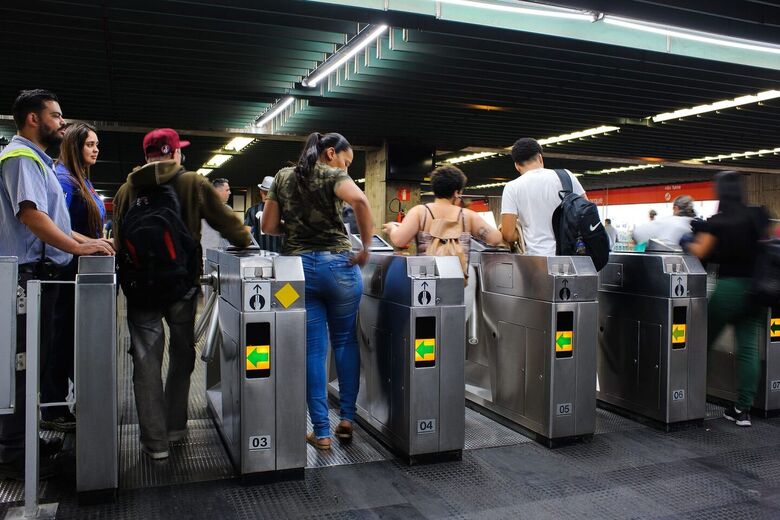 Governo de SP oferece transporte metropolitano gratuito no segundo turno das eleições