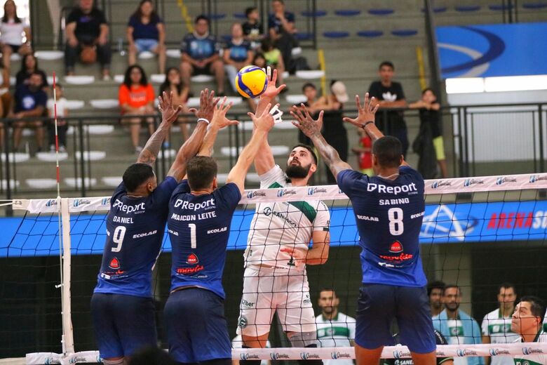 Suzano Vôlei vence Goiás na Arena e cola no G4 da Superliga