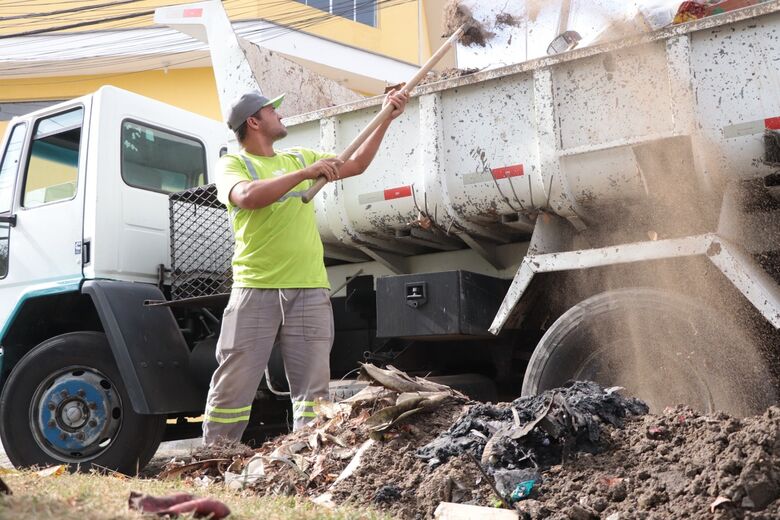 Balanço com base em outubro também inclui a limpeza de 1.270 bueiros