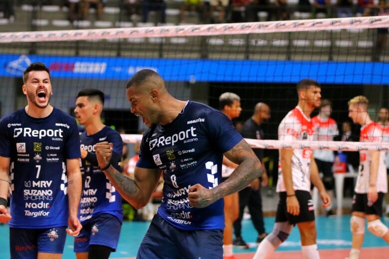 Suzano Vôlei venceu o Sesi Bauru na Arena 