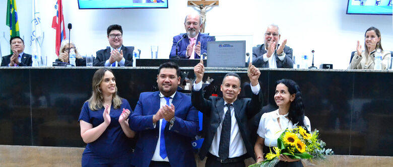 Editor do DS, Edgar Leite recebe título de Cidadão Suzanense e destaca trajetór