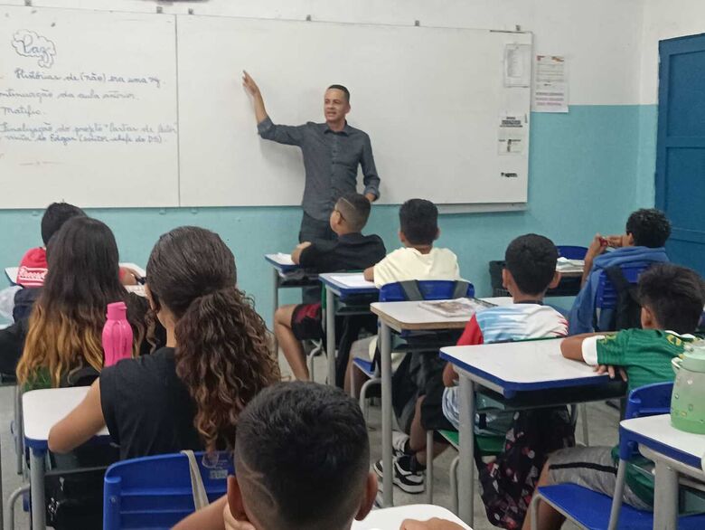 Editor-chefe do DS esteve na escola para falar com os estudantes