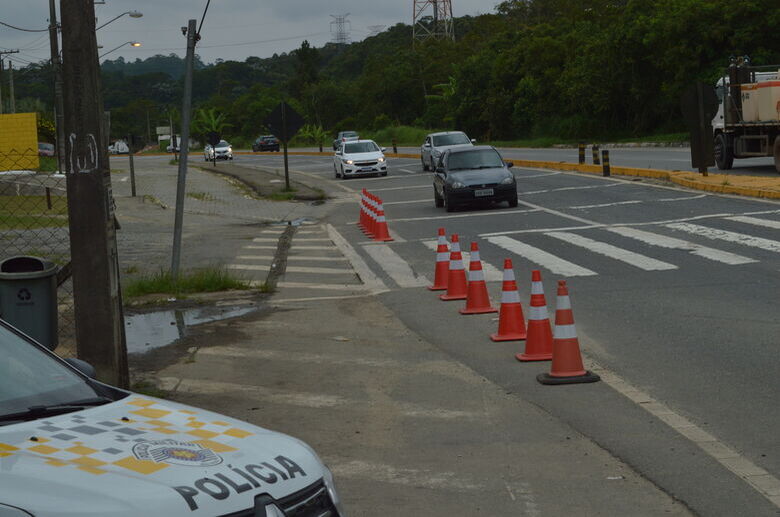 Mogi-Bertioga terá interdições neste sábado para retirada de rochas