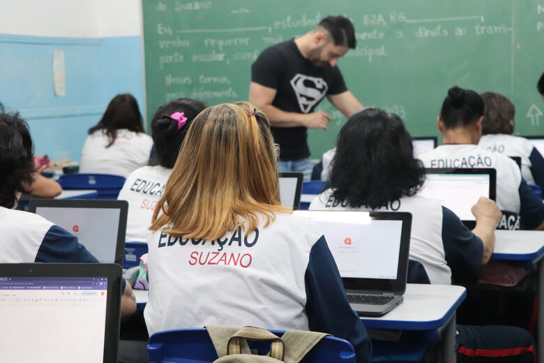 Secretaria de Educação está com inscrições abertas para EJA