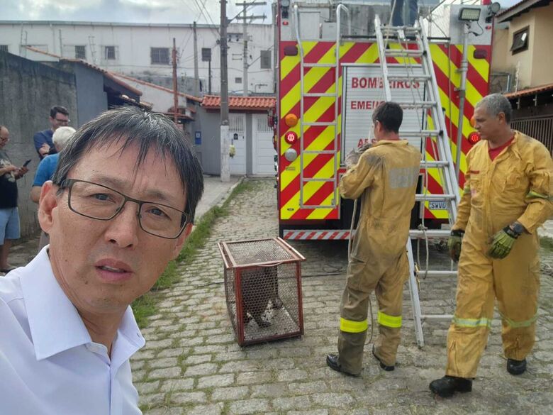 Artur Takayama acompanghou os trabalhos do Corpo de Bombeiros