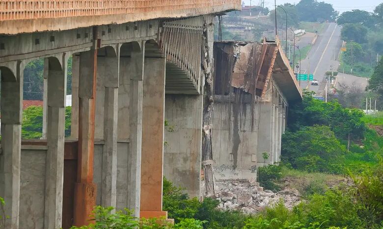 Ponte  que desabou ligava o Maranhão a Tocantins