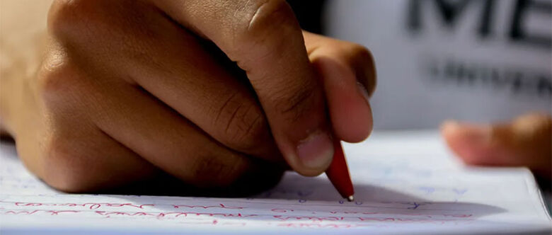 Escolas que adotarem o modelo cívico-militar seguirão o Currículo Paulista, organizado pela Secretaria da Educação