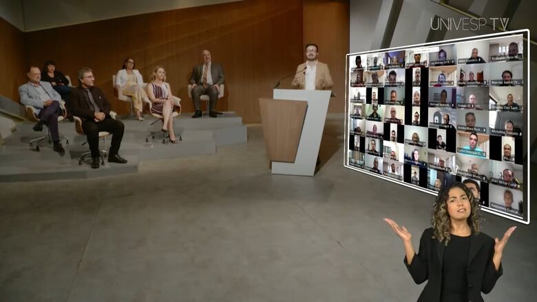 Cerimônia foi transmitida pelo YouTube