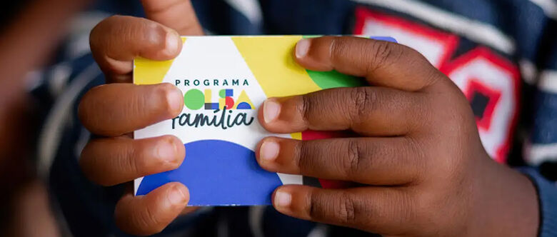 Beneficiários do Bolsa Família crescem 3,6% em fevereiro