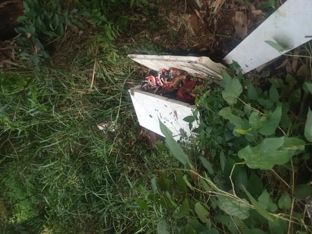 Corpo é encontrado dentro de geladeira em estrada de Suzano