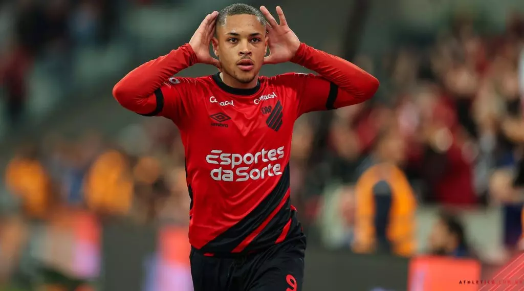 Palmeiras anuncia acerto com o atacante Vitor Roque