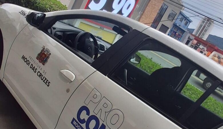 Procon notifica 9 postos de combustíveis por irregularidades na exibição de preços aos consumidores