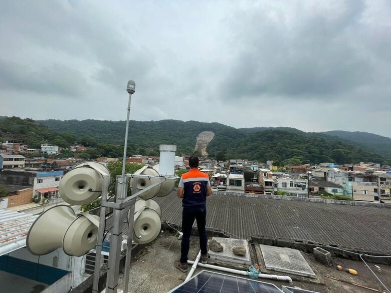 Dispositivos são voltados especialmente para o alerta à população em áreas de risco de deslizamento