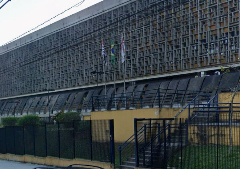 Vítima foi levada ao Hospital Cidade Tiradentes, mas não resistiu 