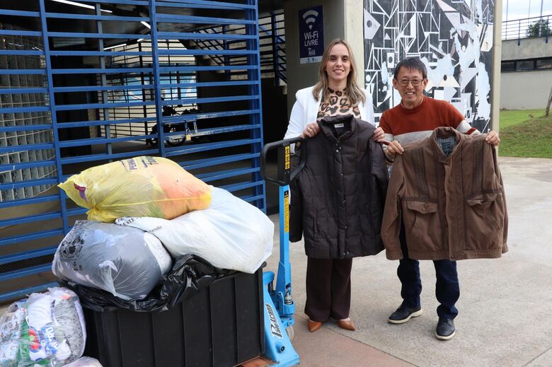 Campanha do Agasalho recebe 270 peças doadas pelo presidente da Câmara