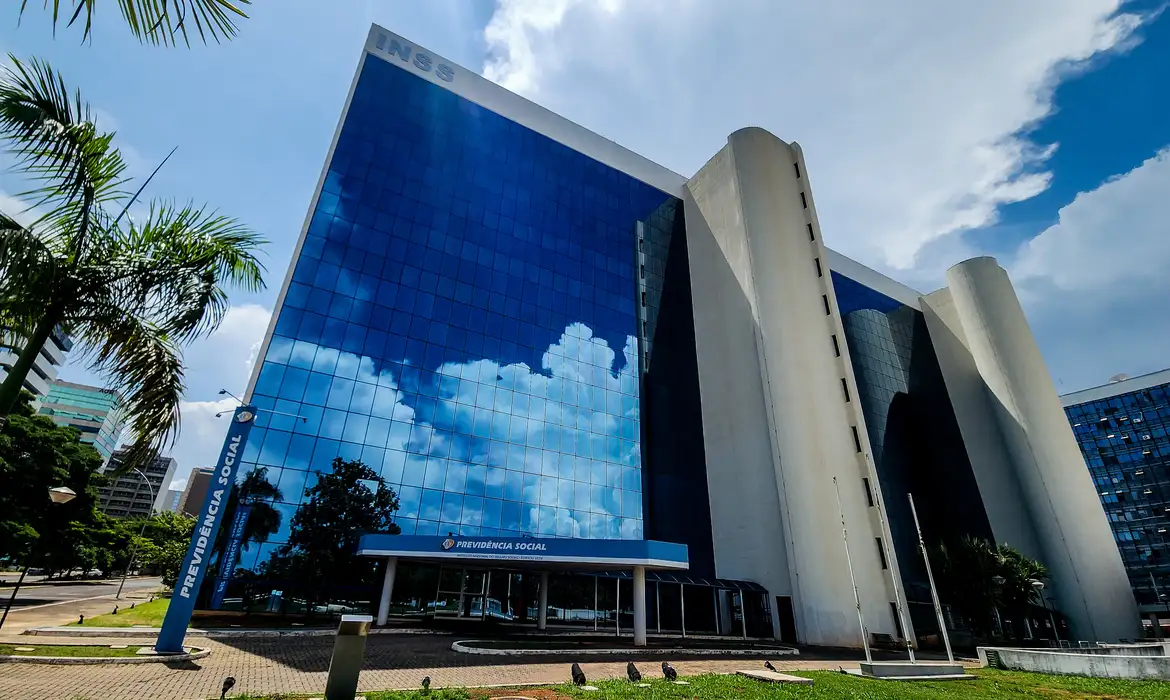 Devolução de abril é primeira etapa de plano de ressarcimento