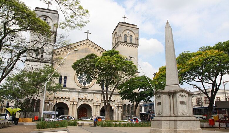Igreja Católica do Alto Tietê realiza missa em ação de graça ao novo papa, Leão XIV
