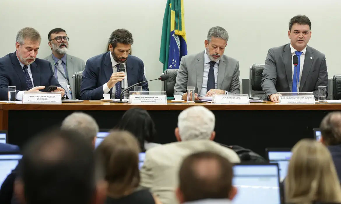 Não há dinheiro para bancar medida, afirma secretário