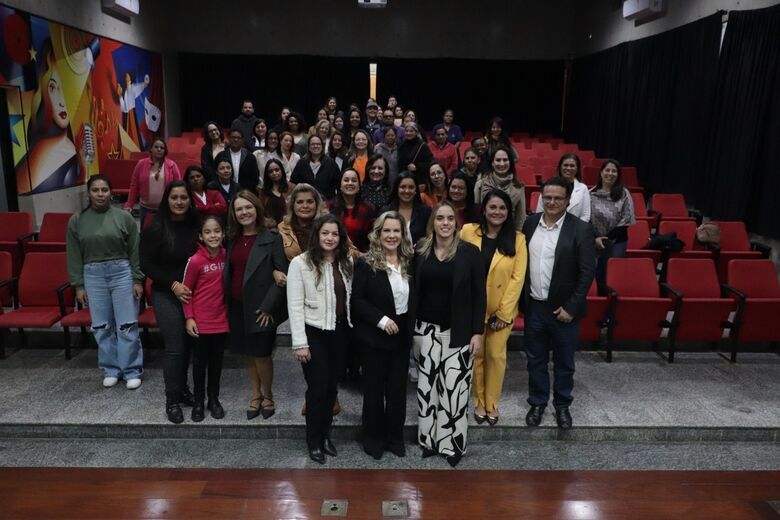 Evento valoriza o Dia Nacional de Adoção com esclarecimentos sobre o tema
