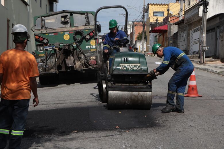 Operação 'Tapa-Buraco' contempla 200 vias e ultrapassa marca de mil intervenções