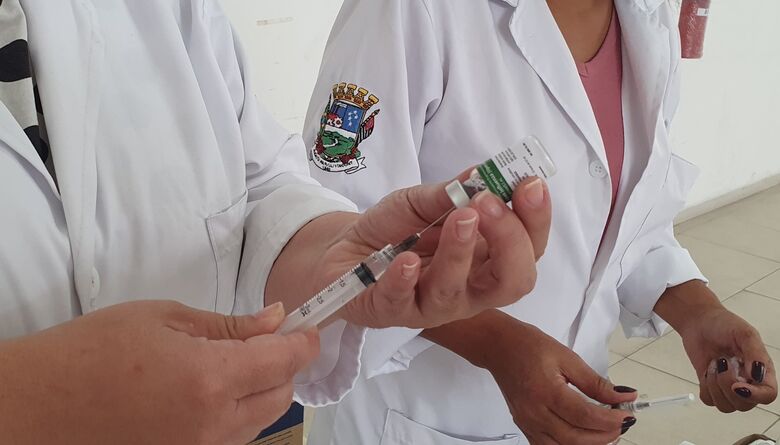Vacinação contra a gripe é ampliada para toda a população em Poá