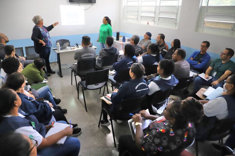 A Secretaria de Saúde de Suzano está garantindo a formação de 1.275 horas a 127 agentes Comunitários de Saúde e a 15 agentes de Controle de Endemias 