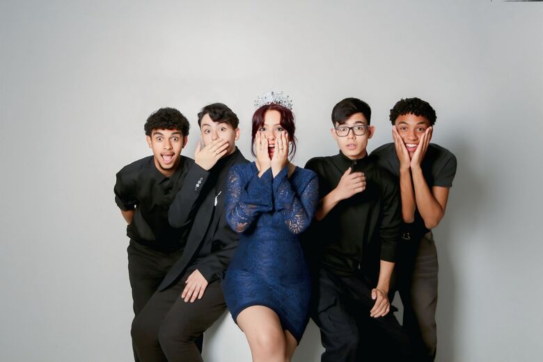 Banda é formada por cinco músicos entre 17 e 19 anos