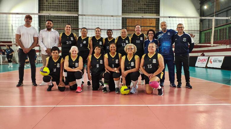 Poá brilha no Jomi 2025 com vitórias no vôlei adaptado e medalhas na natação