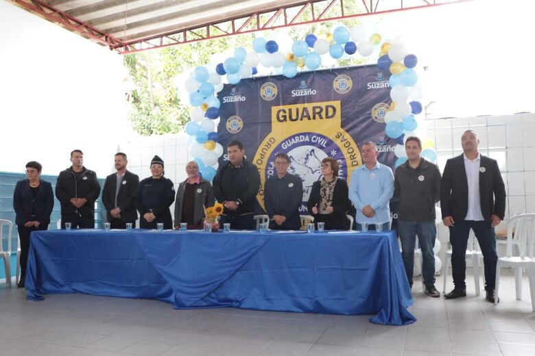 Projeto Guard forma 177 alunos da escola Waldemar Calil