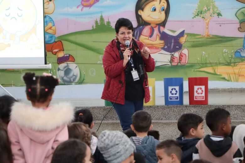 Meio Ambiente promove palestra para 320 alunos da rede municipal