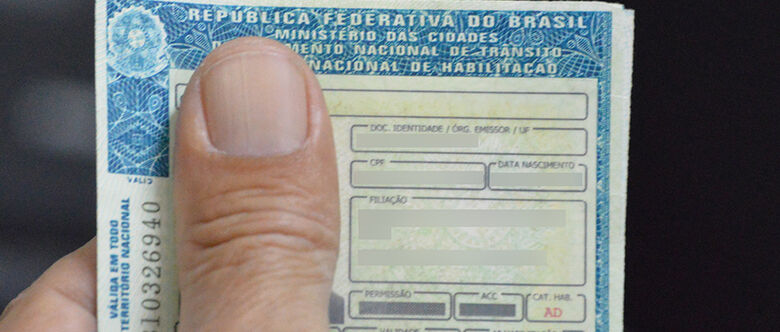 Número de carteiras emitidas no Alto Tietê caiu 13,39% entre janeiro e maio