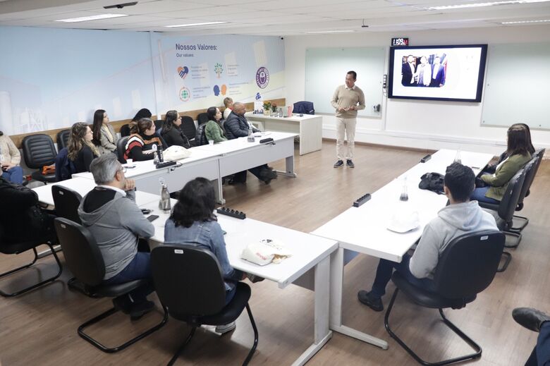 Meio Ambiente apresenta ações e projetos a representantes de indústrias do Alto Tietê