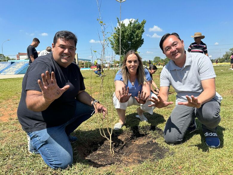 Meio Ambiente reforça ações para atingir meta de 5 mil mudas plantadas