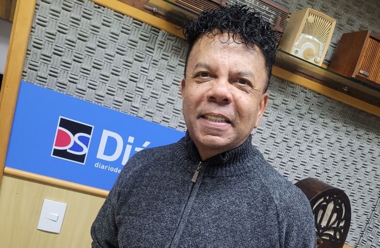 Amaro Caetano de Souza, o mestre Amaro, é o fundador da Academia Marinheiro