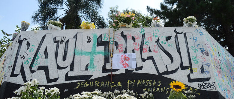 Aluna que presenciou ataque ao Raul Brasil será indenizada em R$ 20 mil pelo Estado