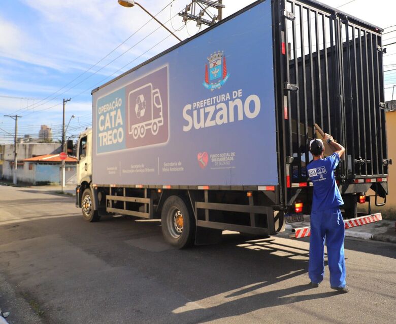 Cata-Treco percorre Centro e região norte de Suzano