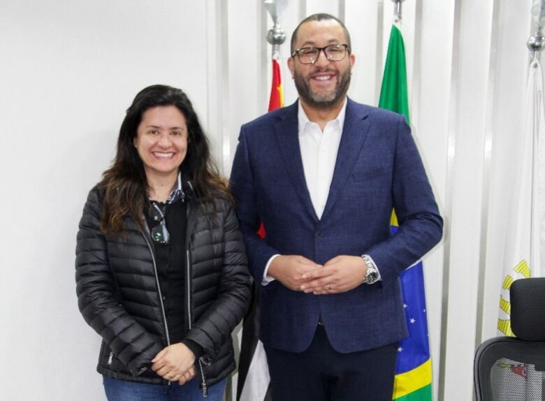 Saulo Souza recebe visita da ex-prefeita de Francisco Morato 