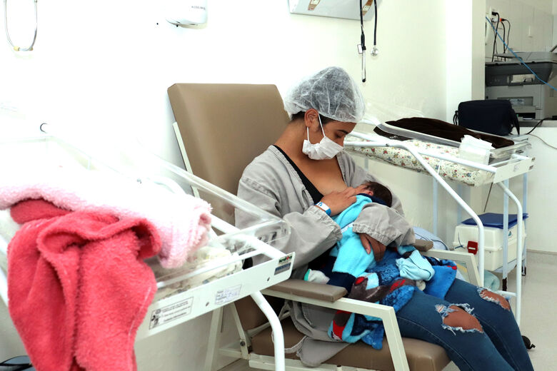 Clínica da Mulher, USFs e HMS reforçam ações da campanha 'Agosto Dourado'