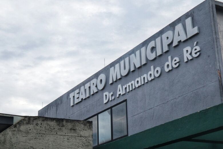Suzano vai investir R$ 1,3 mi para reformar o Teatro Municipal Armando de Ré