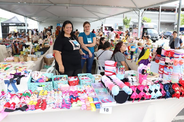 Praça dos Expedicionários recebe feira de artesanato nesta sexta-feira e sábado