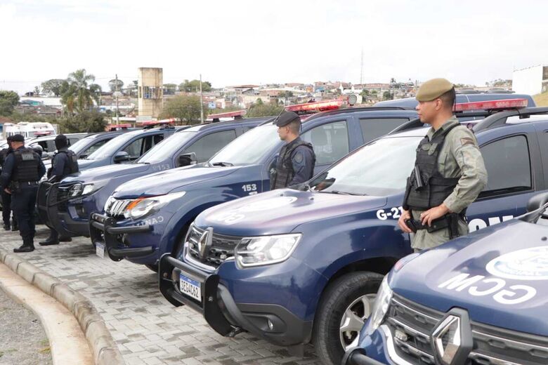Operação conjunta termina com dois detidos, apreensão de drogas e 284 abordagens realizadas