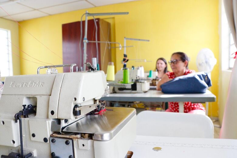 Saspe lança curso de overloque com oito vagas