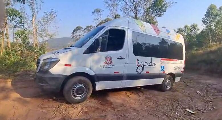 Van foi roubada na rua Farmacêutico Severino Gonçalves