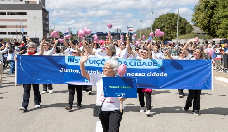 Mogi reúne 30 mil pessoas para comemorar os 465 anos com grande Desfile Cívico