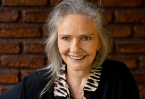 Ícone da música brasileira, Angela Ro Ro morre aos 75 anos