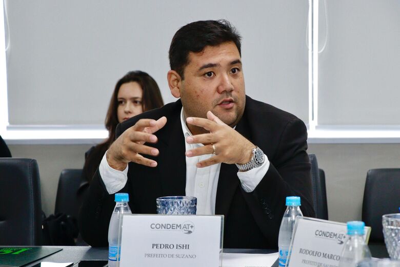 Prefeito e secretário participam de reunião para fortalecimento regional