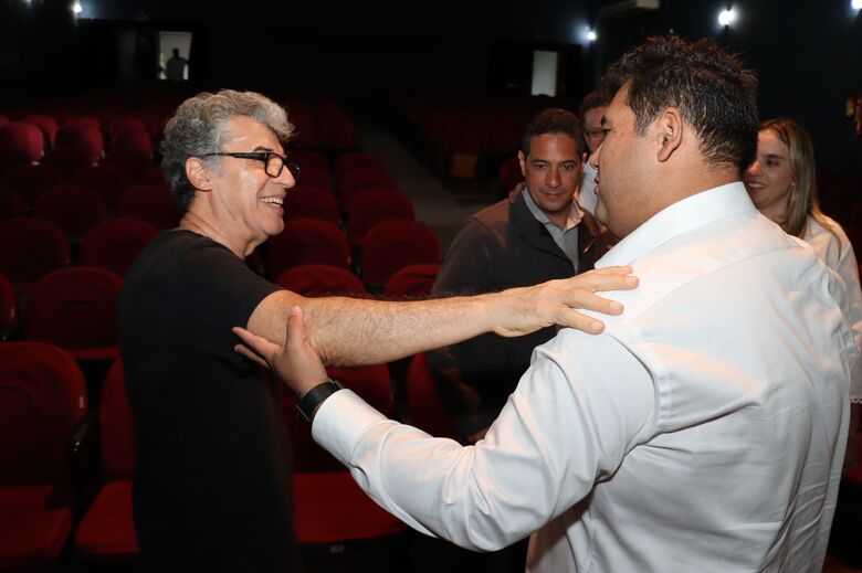 Paulo Betti vem a Suzano e promove workshop e peça