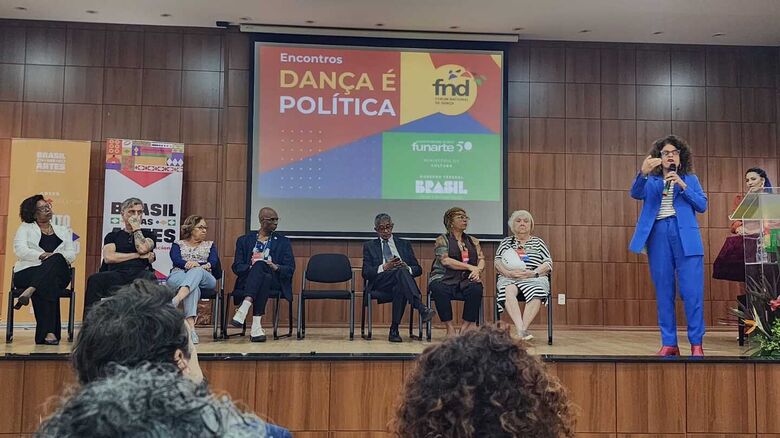 Suzano discute políticas públicas para a dança durante encontro em Brasília