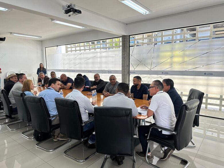 Vereadores recebem resposta de concessionária de energia elétrica 